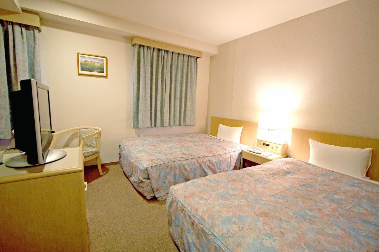 Hotel Central Sendai Exteriör bild